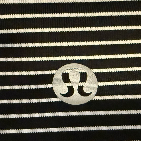 Lululemon Athletica Like New Wunder Under HR. Cropped Striped Leggings Size 8 - Picture 5 of 7